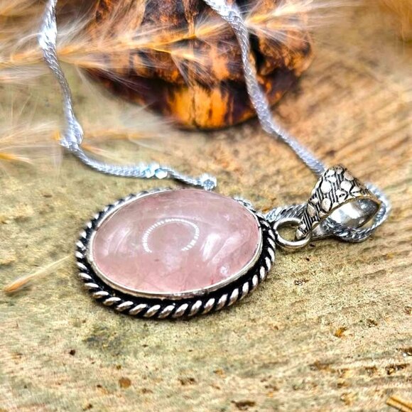 Nature Rose Quartz Oval Stone Pendant Necklace - Picture 2 of 10